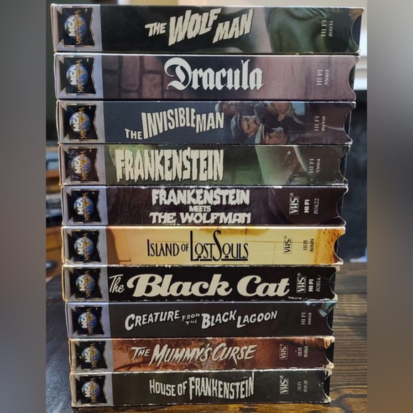 Universal Studios Orlando Monsters graphic Tshirt Size Large Shirt Only . - Picture 8 of 10